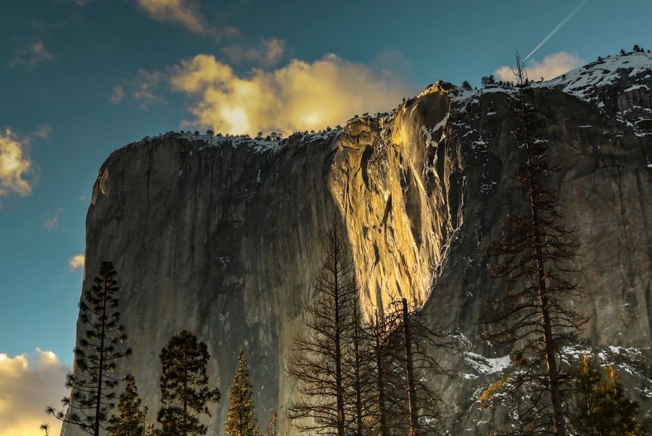California's Enigmas: Unearthing Sacred Sites and Unexplained Phenomena